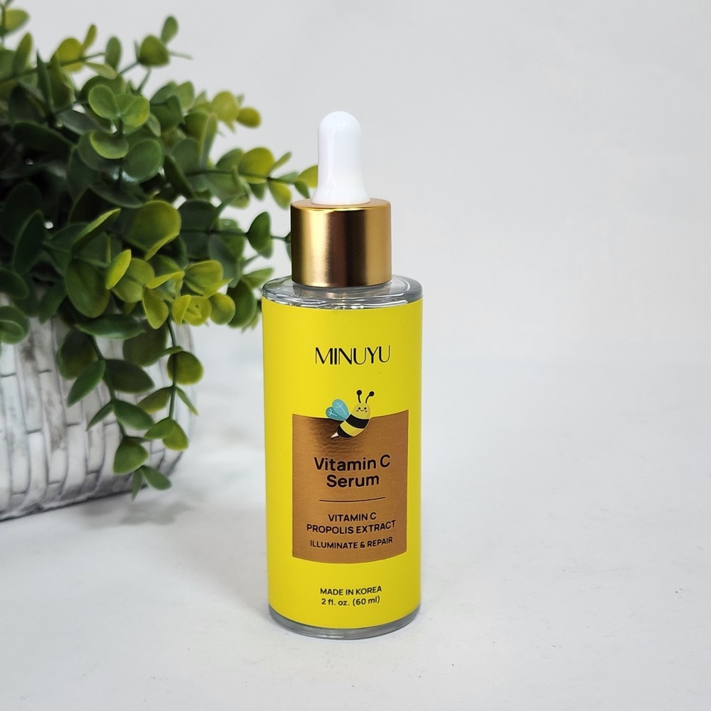 MINUYU Vitamin C Face Serum Brightening 2 fl oz Illuminate & Repair Korea